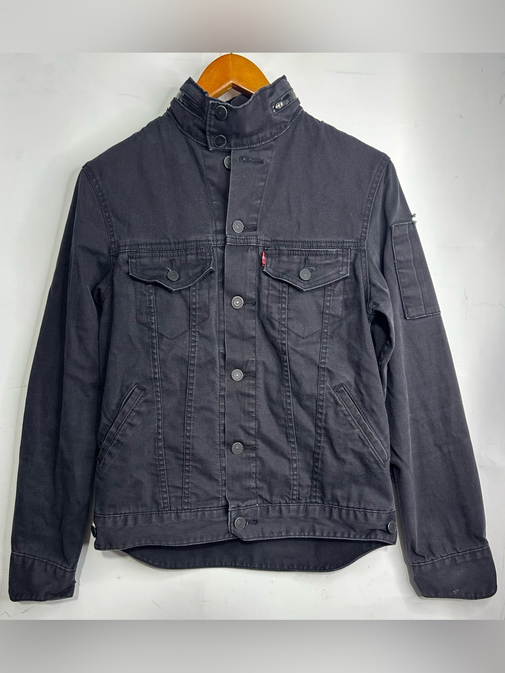 Levis Commuter Trucker Jacket Men Small Black Cyclist Vented Excellent